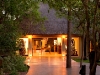 river-lodge-entrance-1