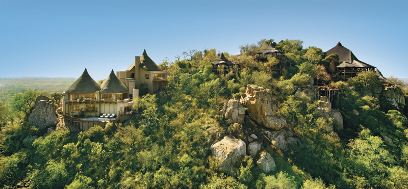 Aerialclifflodge 1 Bluesky RGB