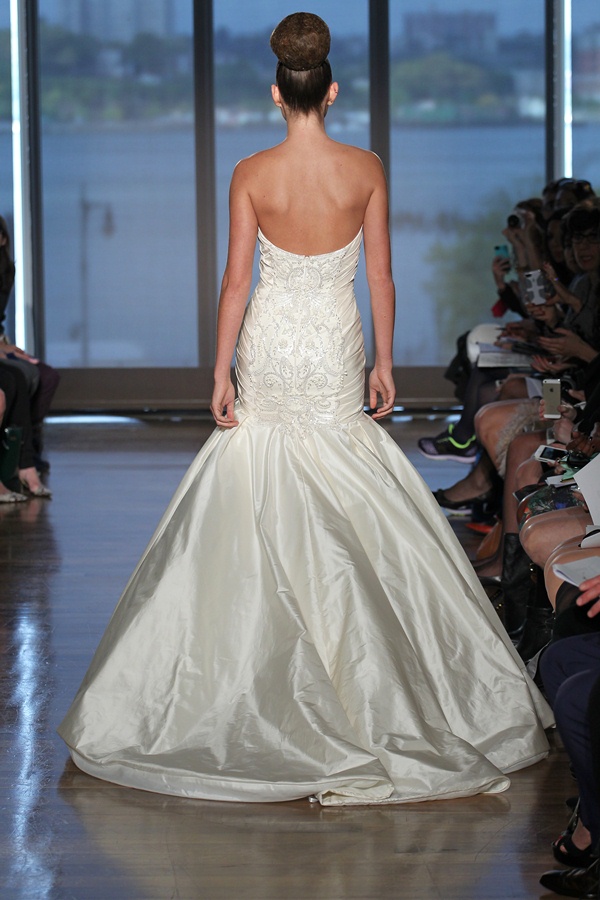 OCTOBER2013 NEW YORK BRIDAL FASHION WEEK