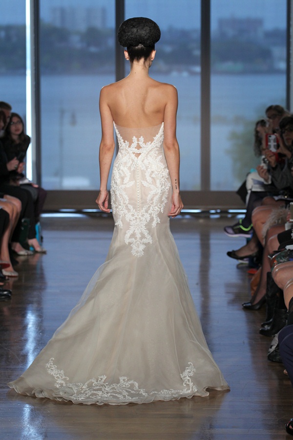 OCTOBER2013 NEW YORK BRIDAL FASHION WEEK