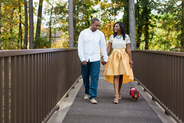 cute-engagement-session-alabama-elledanielle-munaluchi003