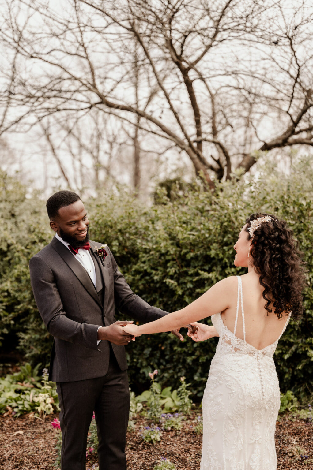 Intimate Vineyard Destination Wedding in Dahlonega, Georgia - Munaluchi ...