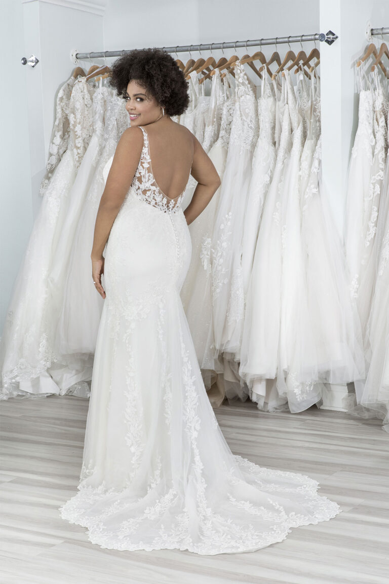 Justin Alexander Plus Size Wedding Gowns