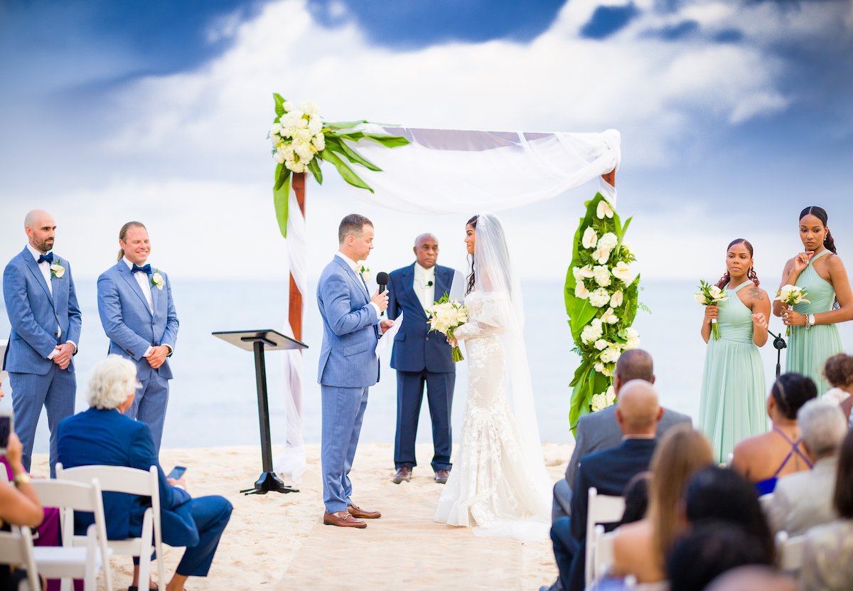 Romantic Destination Beach Wedding in Jamaica - Munaluchi Bride