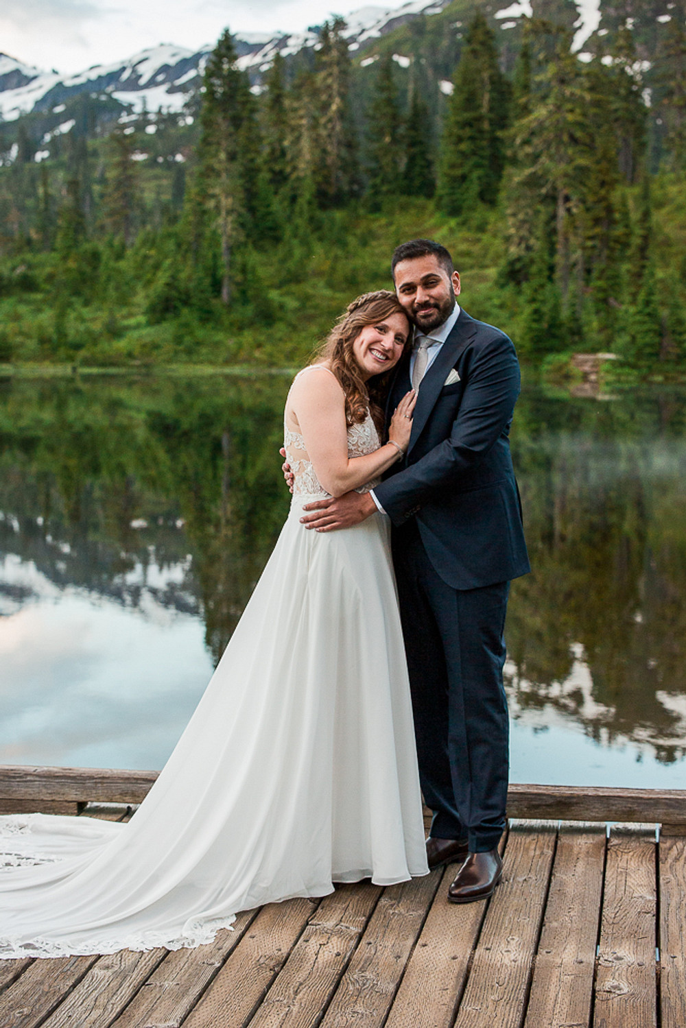 Adventure elopement in Washington State