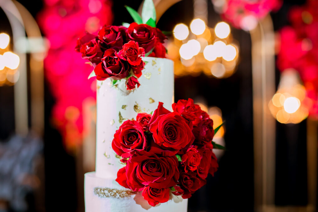 Red hot romance micro wedding in Ontario, Canada 