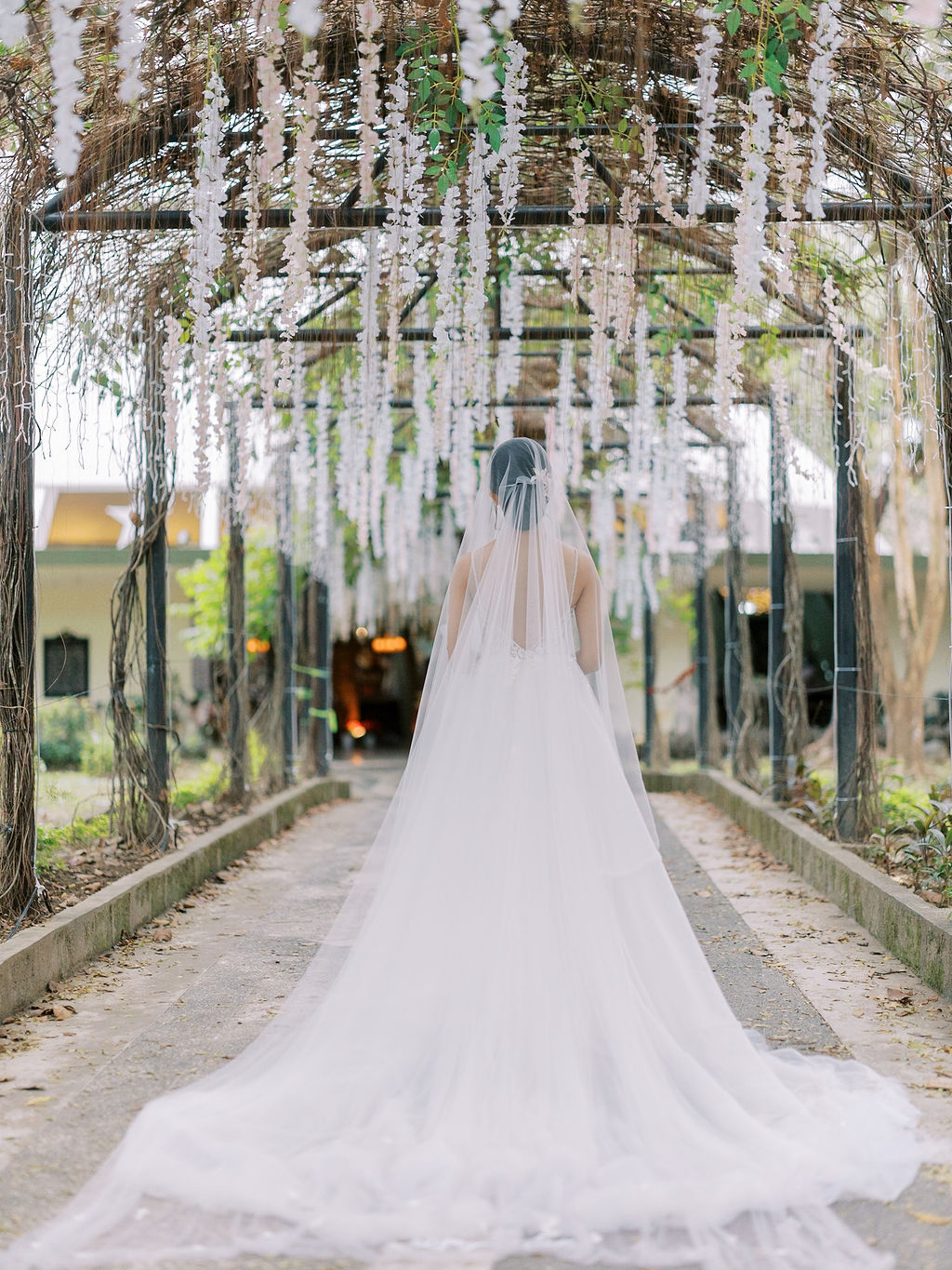 Purple wedding in the Philippines