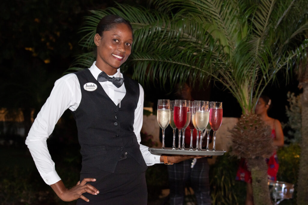 Coterie Retreat 2022: Sandals Montego Bay Hosts Speakers' VIP Dinner Under The Stars