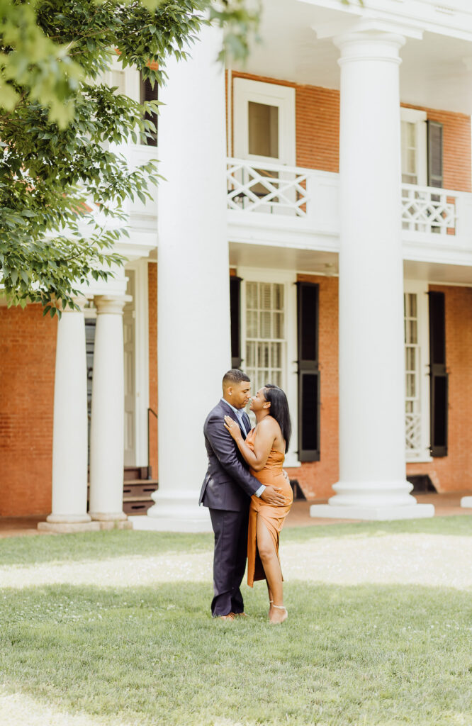 El-Kendra and Earl's fall-inspired engagement photos at the University of Virginia captured by Gegi Photography put us in the perfect cozy season mood!