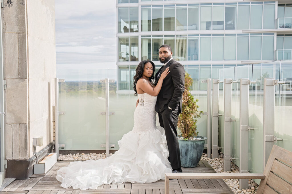 This moody art-infused styled shoot at the 21C Museum Hotel in Durham, NC, features elegant decor, contemporary art, & historic architecture.