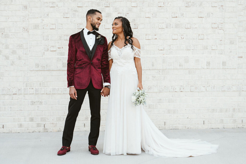 Jasmine and John celebrated their love with an elegant and romantic wedding at The Maxwell in Raleigh, North Carolina!