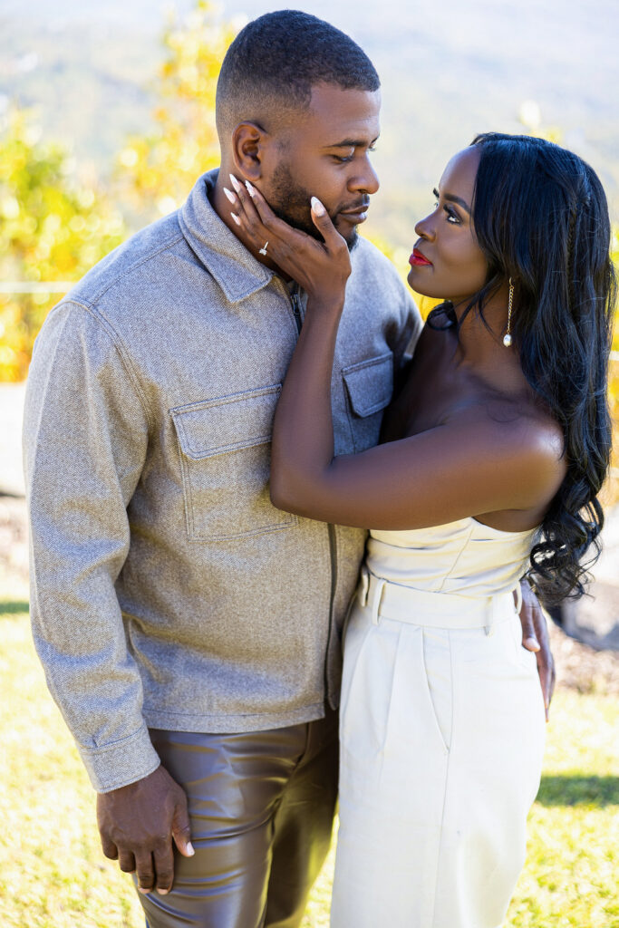 Featured in Issue 28, these serene chapel engagement photos in Landrum, South Carolina, were effortlessly captured by MunaCoterie member Smithalee Photography. 