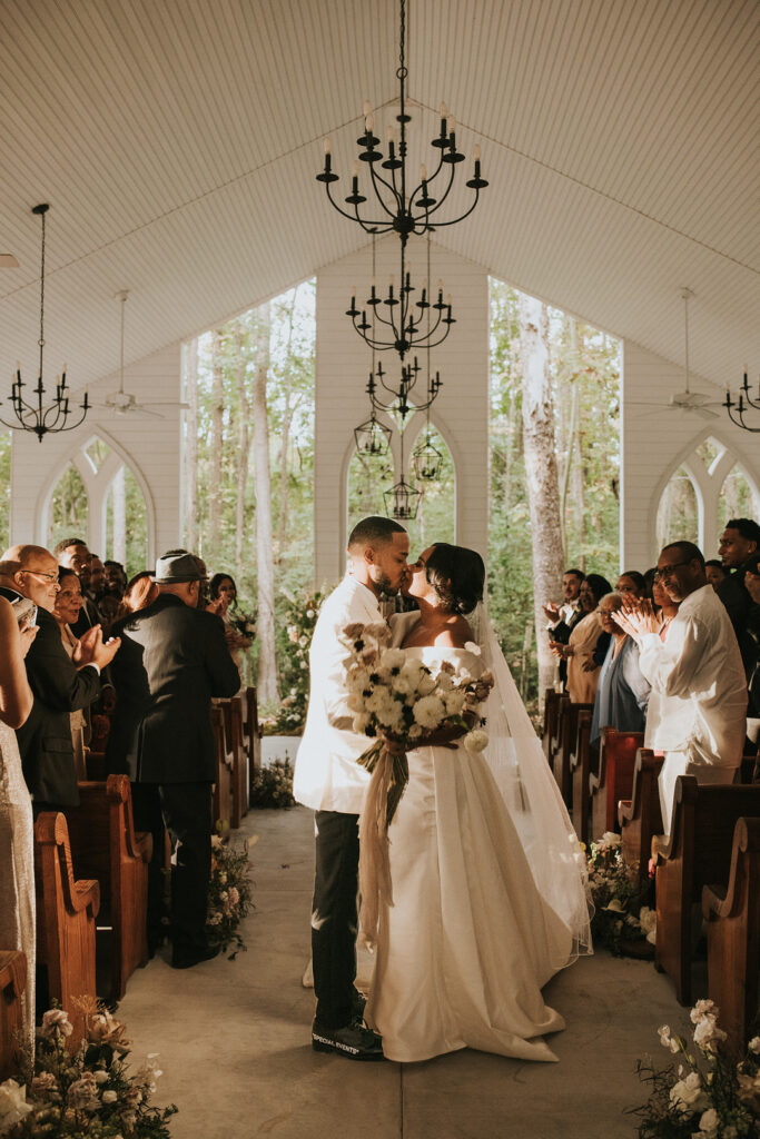 This romantic golden hour ceremony had traditional southern charm & modern minimalist elements that created a modern fairy tale fall wedding.