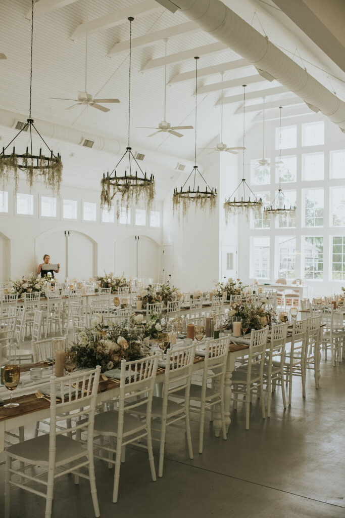 This romantic golden hour ceremony had traditional southern charm & modern minimalist elements that created a modern fairy tale fall wedding.