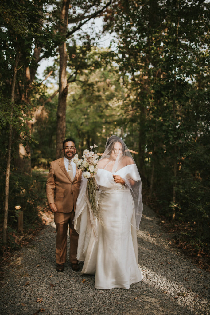 This romantic golden hour ceremony had traditional southern charm & modern minimalist elements that created a modern fairy tale fall wedding.