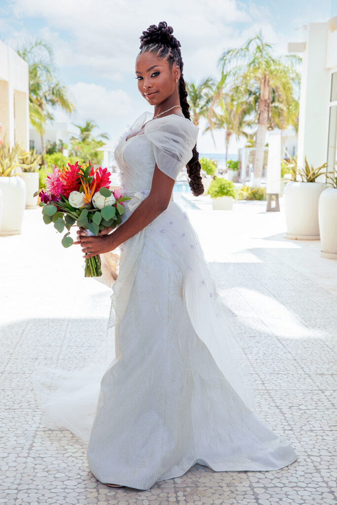 Featured in Issue 28, EbonyCattouse Events & Designer Kosibah created a stunning styled shoot in Belize with Ms. Earth 2021: Destiny Wagner.