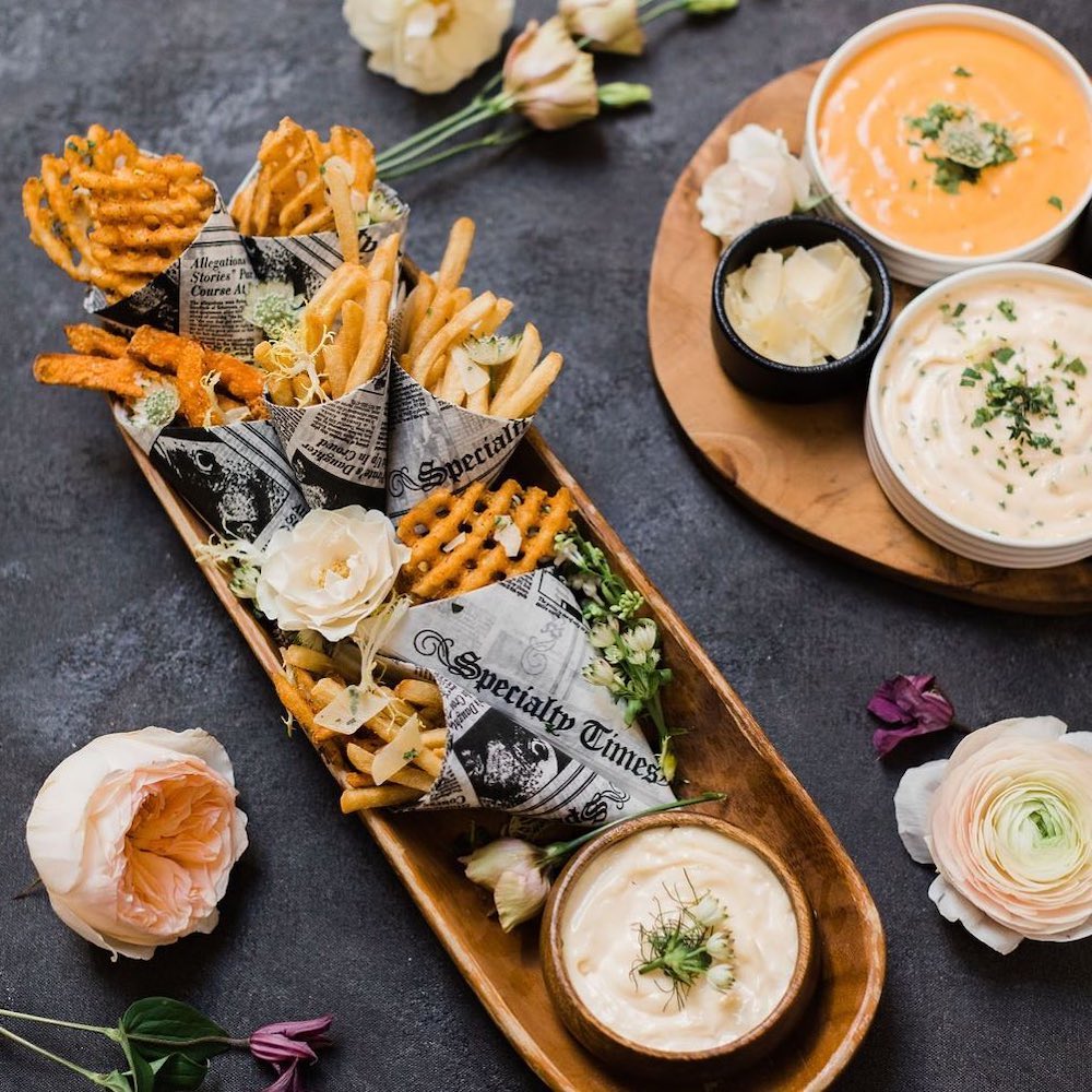 Ahead are fresh takes on the most delicious cocktail hour foods. Indulge while you take a "small" bite in these amazing hors d'oeuvres ideas and inspirations we whipped up.