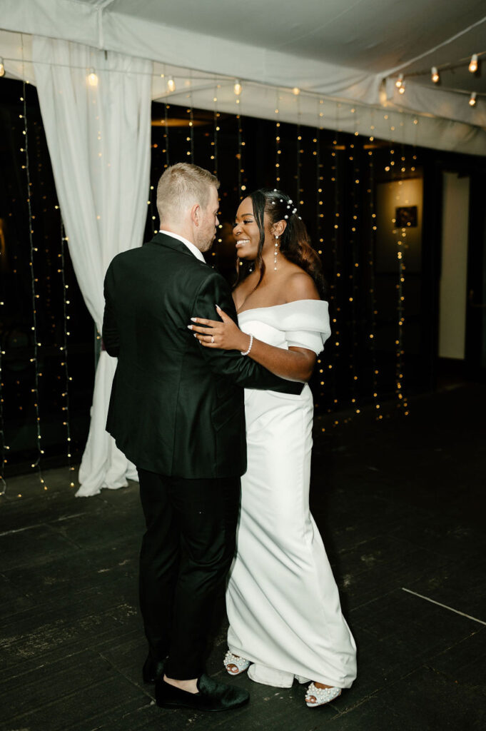 An elegantly chic wedding at the Baltimore Museum of Art captures the essence of true love with touching personal vows & sophisticated attire.