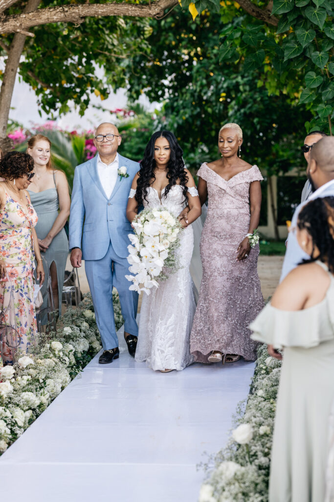 Coterie Wedding Planner, Patrice Dehaney of Lux Event Design, brought Arielle and Sevawn's timeless romantic destination wedding to life!