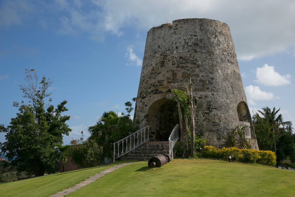 With gorgeous beaches, rich history, and endless culture, the U.S. Virgin Islands invites couples from around the globe to come and celebrate love!