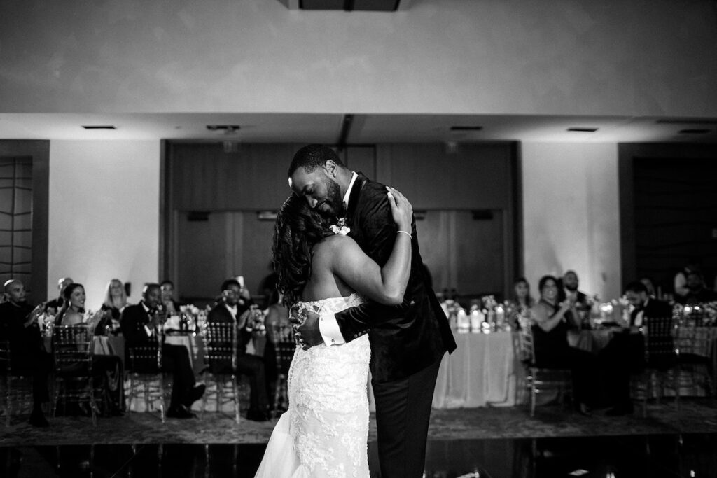 This modern garden wedding at the W Hotel in Fort Lauderdale, Florida boasts full blooms and ultra-contemporary decor!