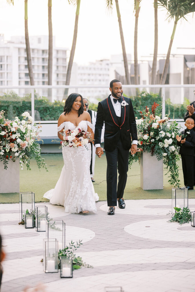 This modern garden wedding at the W Hotel in Fort Lauderdale, Florida boasts full blooms and ultra-contemporary decor!