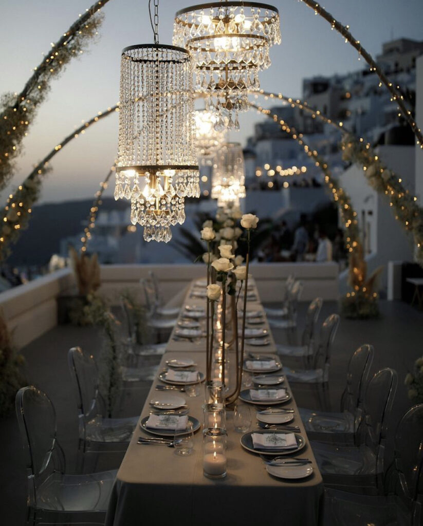 We have curated 11 dreamy summer wedding reception ideas that will surely inspire you! White and soft natural color palettes are timeless. | Sophiscated in Santorini