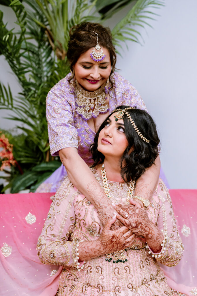 Adam and Shiveta's 3-day wedding celebration culminated in a colorful pink ceremony at the Minneapolis Institute of Arts! 