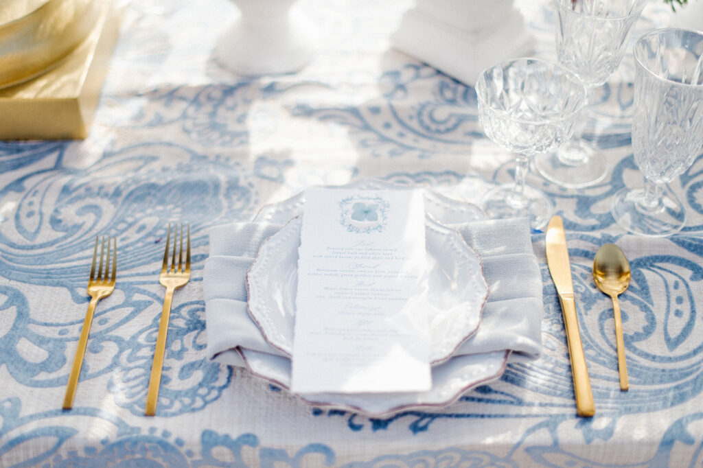 Featured in Issue 29, Styled Shoots Across America team create a romantic wedding editorial with blue hues at The Estate at River Run. 