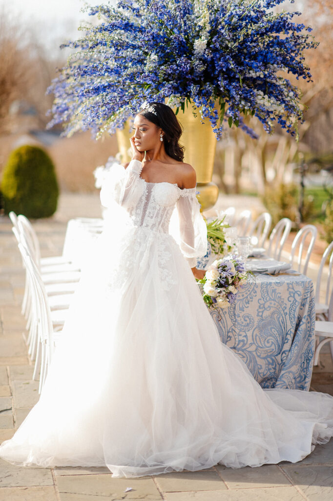 Featured in Issue 29, Styled Shoots Across America team create a romantic wedding editorial with blue hues at The Estate at River Run. 