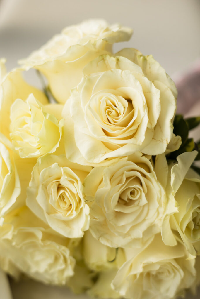 This intimate ballroom Bahamian wedding had the prettiest chic details from the ceremony to the reception. 