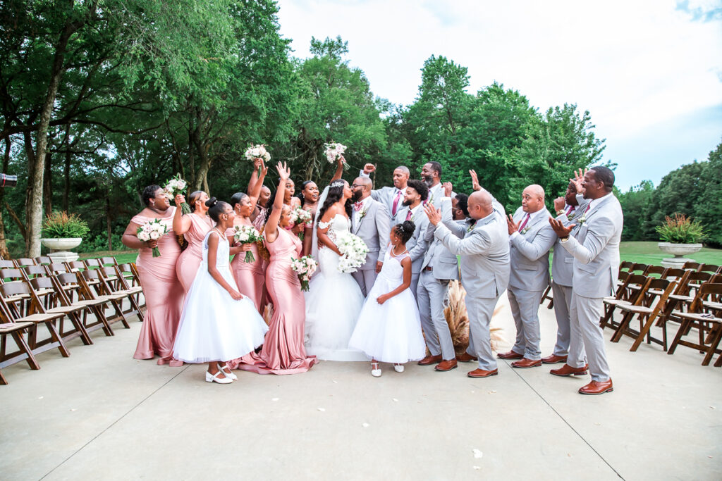 This pretty and romantic outdoor southern wedding had the prettiest pink and boho wedding vibes to inspire you for your own summer nuptials!