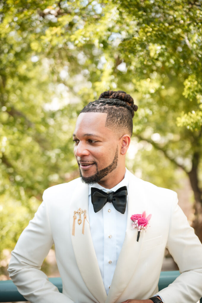 This outdoor wedding held at the beautiful Hyatt Regency Resort in Scottsdale, AZ, had timelessly chic details and perfectly pink surprises.