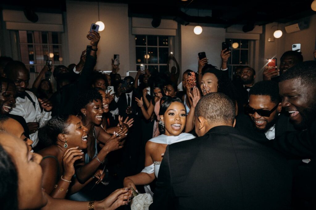 Take a look at the beautiful moments captured during an unplugged & intimate wedding on the NYC skyline with Jaleesa and Eric.