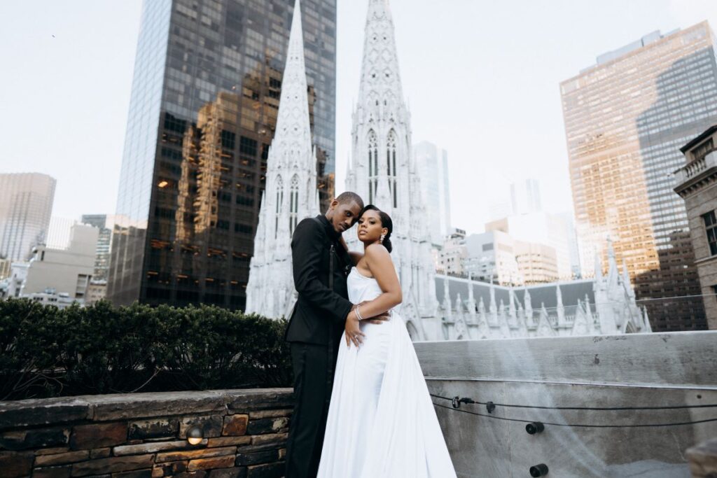 Take a look at the beautiful moments captured during an unplugged & intimate wedding on the NYC skyline with Jaleesa and Eric.