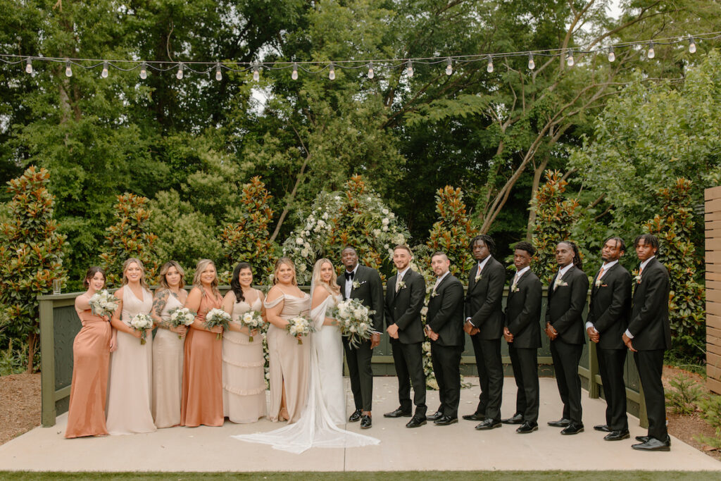 This wedding at The Ruth featured organic luxe details, Jamaican treats, and a vintage bar where the bride showed off Marylin Monroe vibes.