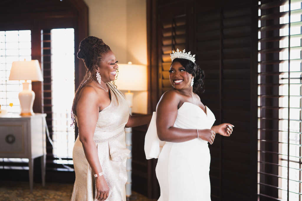 Milan and Mischael's traditional summer wedding in Florida featured an elegant, polished style and a classy black-and-white color palette!