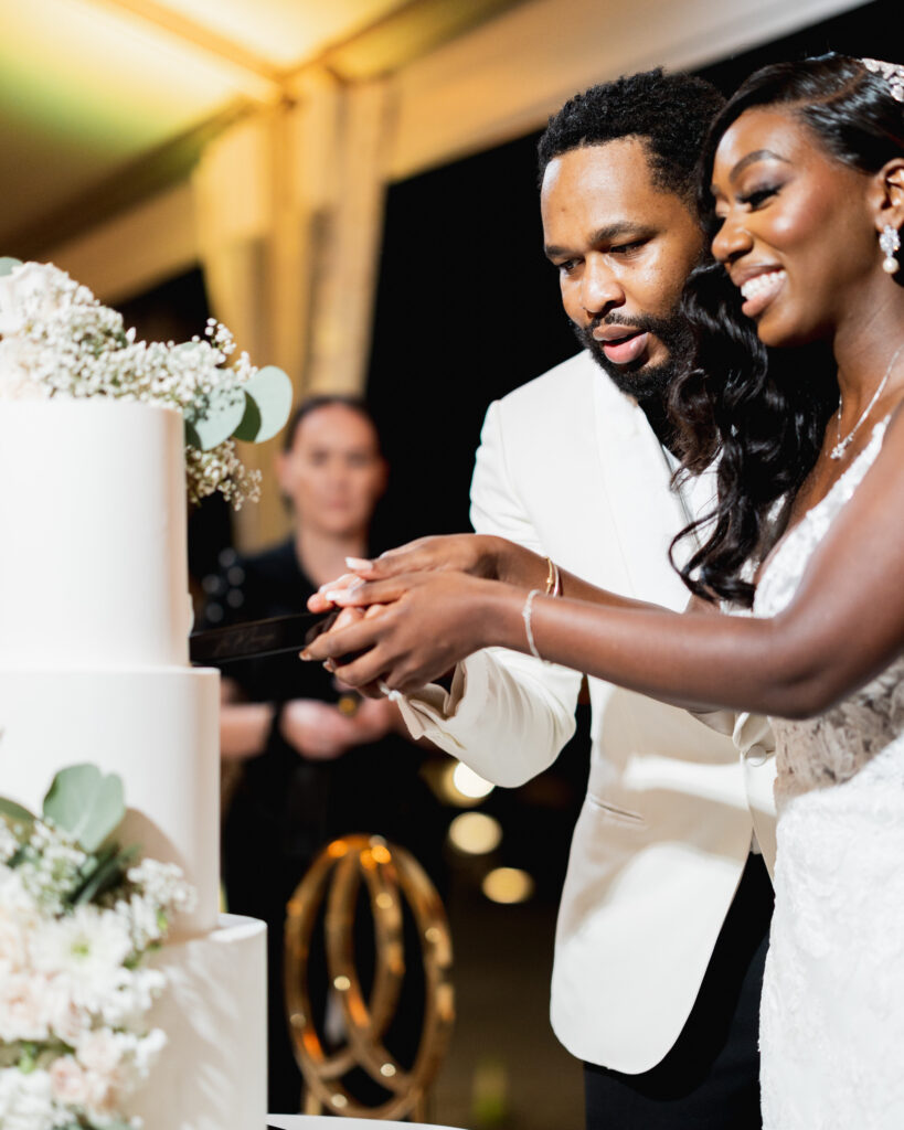 This fun millennial duo gave us a look into their romantic garden wedding in Miami which was a dream come true.