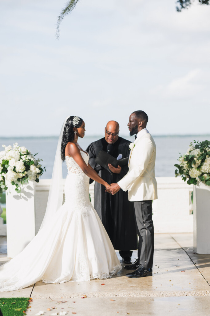 Featured in Issue 31, Wise and Courtney celebrated their love in a modern black-tie Bella Cosa Lakeside wedding in Florida.