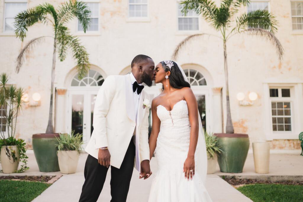 Featured in Issue 31, Wise and Courtney celebrated their love in a modern black-tie Bella Cosa Lakeside wedding in Florida.