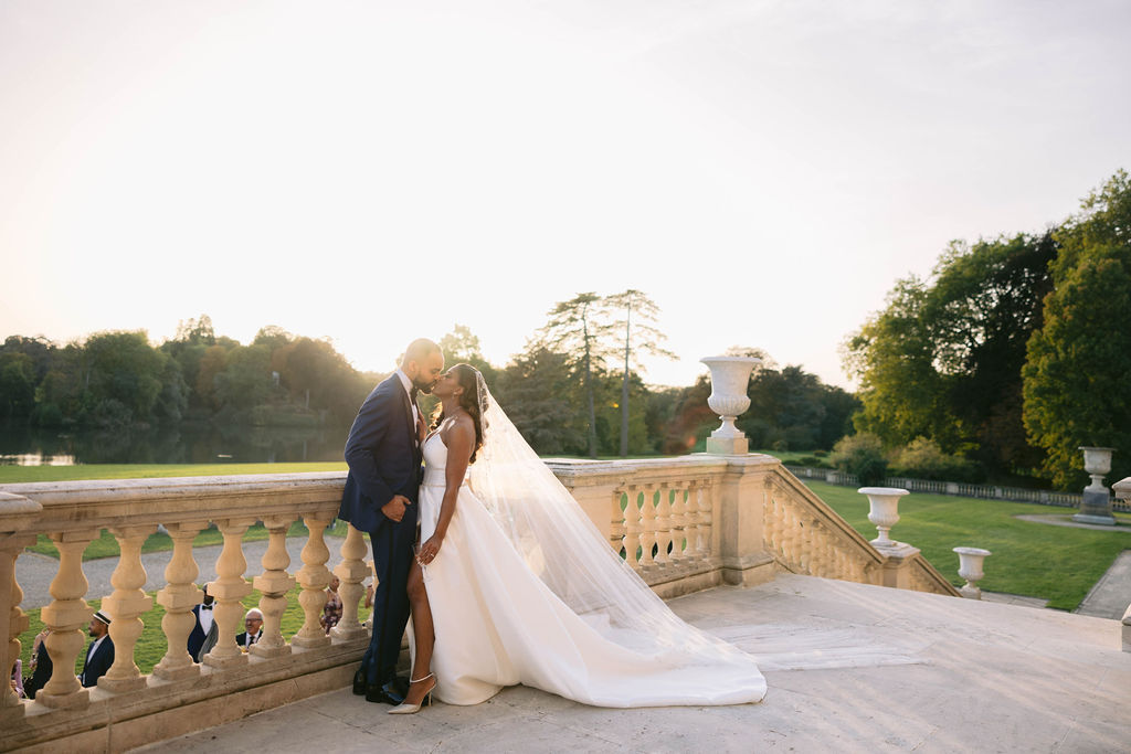 Featured in Issue 31, this elegant destination wedding at the Château de Ferrières boasts daylight fireworks and special performances.