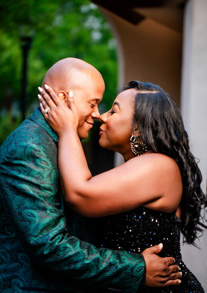 From "prop ring" to the real thing, Tyrone and La Tonya's sunset photo shoot in South Carolina turned into a surprise engagement session!