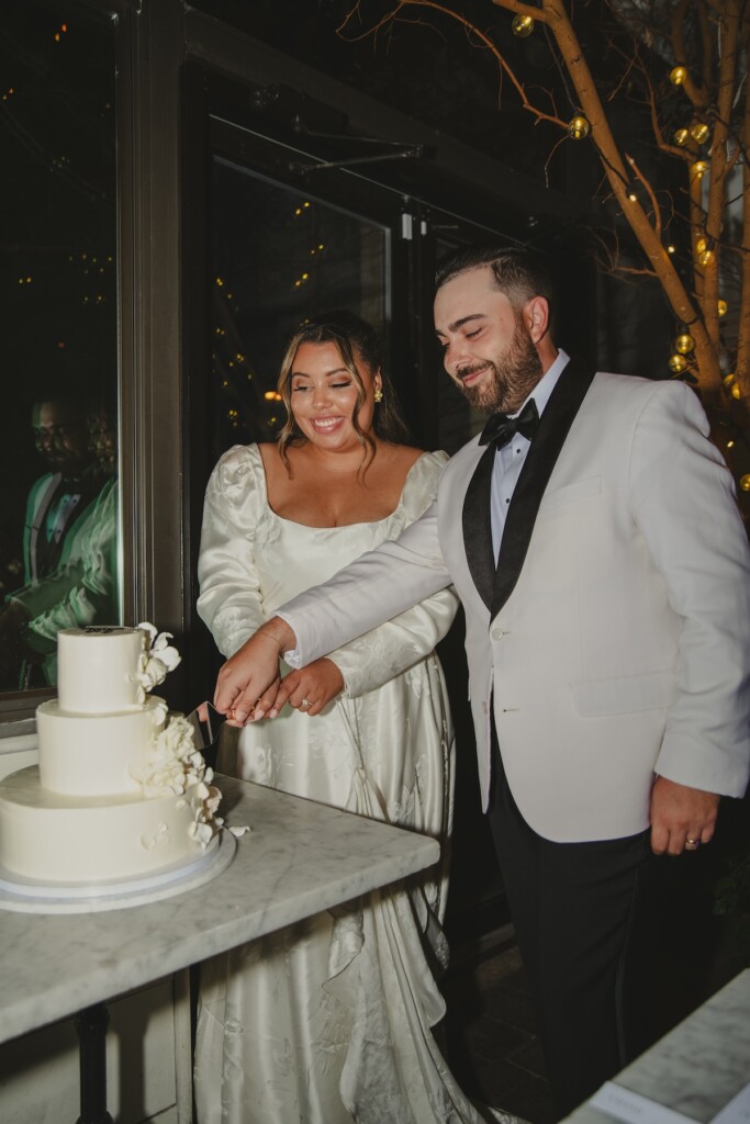 New Jersey influencer, Ayzia James, wed David Ferro in an intimate vintage-themed micro wedding at Osteria Philadelphia.