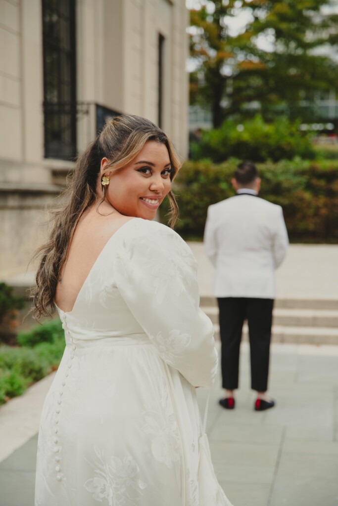 New Jersey influencer, Ayzia James, wed David Ferro in an intimate vintage-themed micro wedding at Osteria Philadelphia.