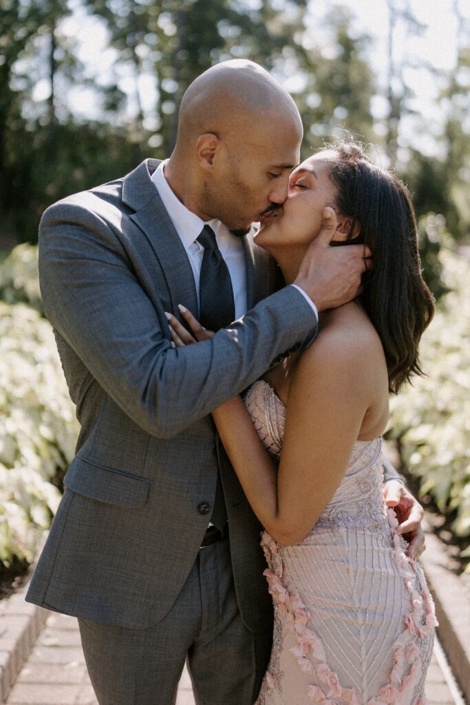 Hermon and Berhanu celebrated their love with a pre-wedding photo shoot at the Mercer Botanic Garden in Humble, Texas. 