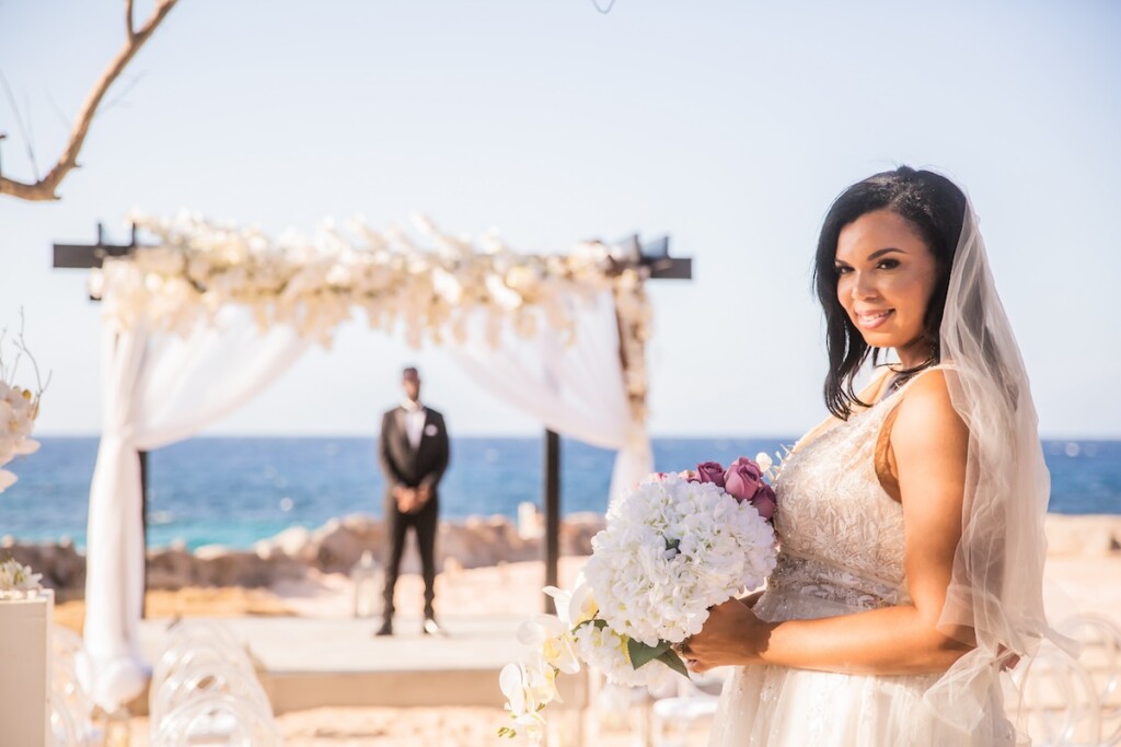 Celebrating 8 years in business, the Borghinvilla wedding venue in Jamaica was the perfect spot for this "One Love" inspired wedding shoot.