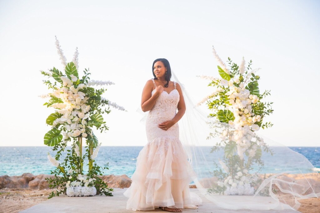 Celebrating 8 years in business, the Borghinvilla wedding venue in Jamaica was the perfect spot for this "One Love" inspired wedding shoot.