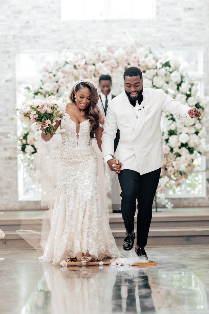 Featured in Issue 32, Evyn and Patrick exchanged vows in an elevated and classic wedding at the Peach Orchard Venue in Spring, Texas. 