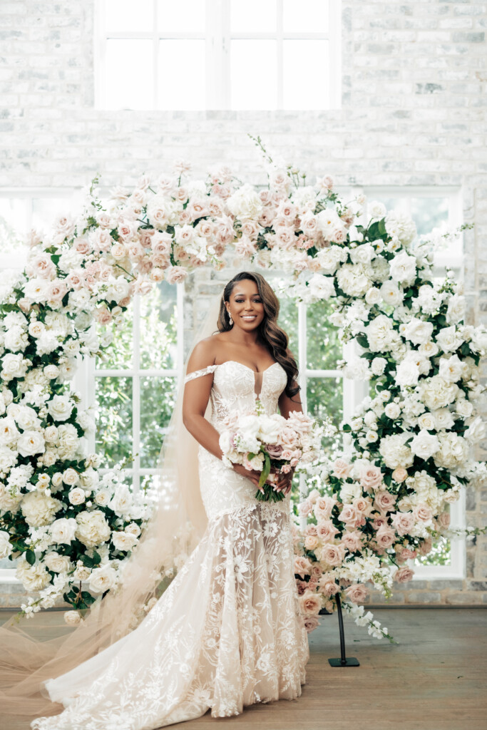 Featured in Issue 32, Evyn and Patrick exchanged vows in an elevated and classic wedding at the Peach Orchard Venue in Spring, Texas. 