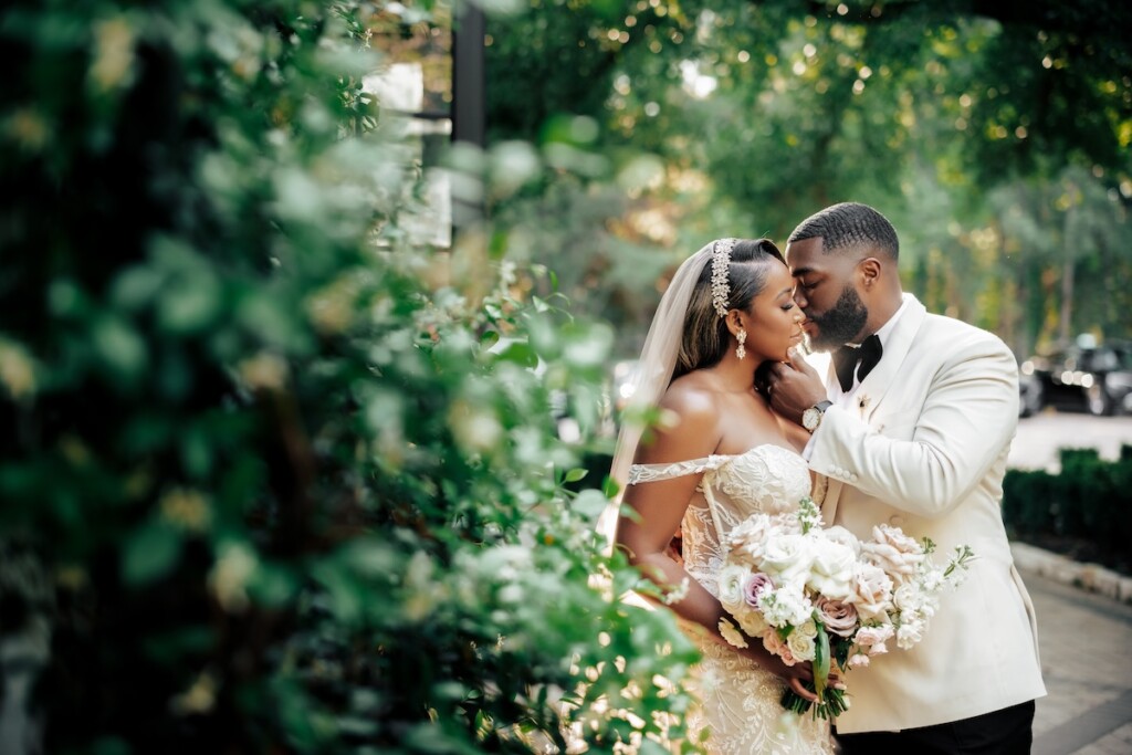 Featured in Issue 32, Evyn and Patrick exchanged vows in an elevated and classic wedding at the Peach Orchard Venue in Spring, Texas. 